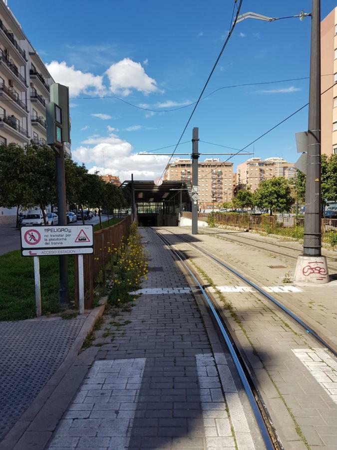 Apartamento Ciencias Y Playa バレンシア エクステリア 写真